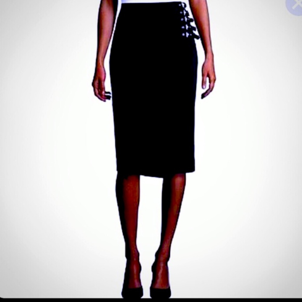 Worthington Skirt Buckle detail